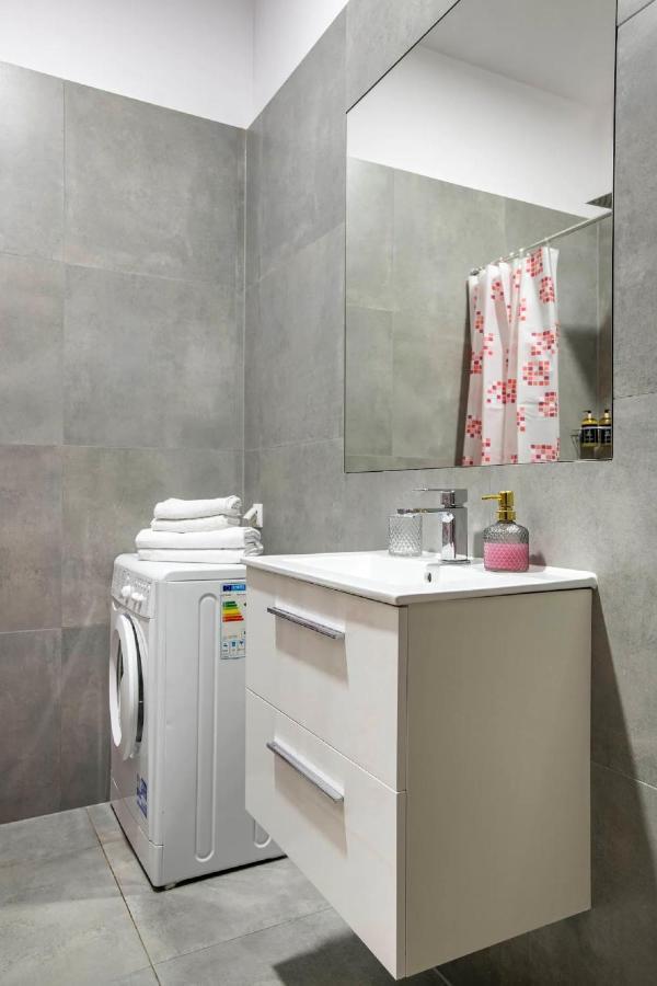 Discover Krakow Apartments - 5 Borowickiej St - Studio Next To Opera And Unity Centre 外观 照片